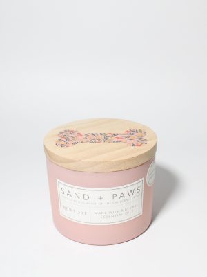 Sand + Paws Newport 12 oz scented candle